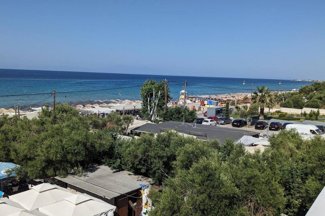 Beachfront Apartment Неа-Муданія Екстер'єр фото