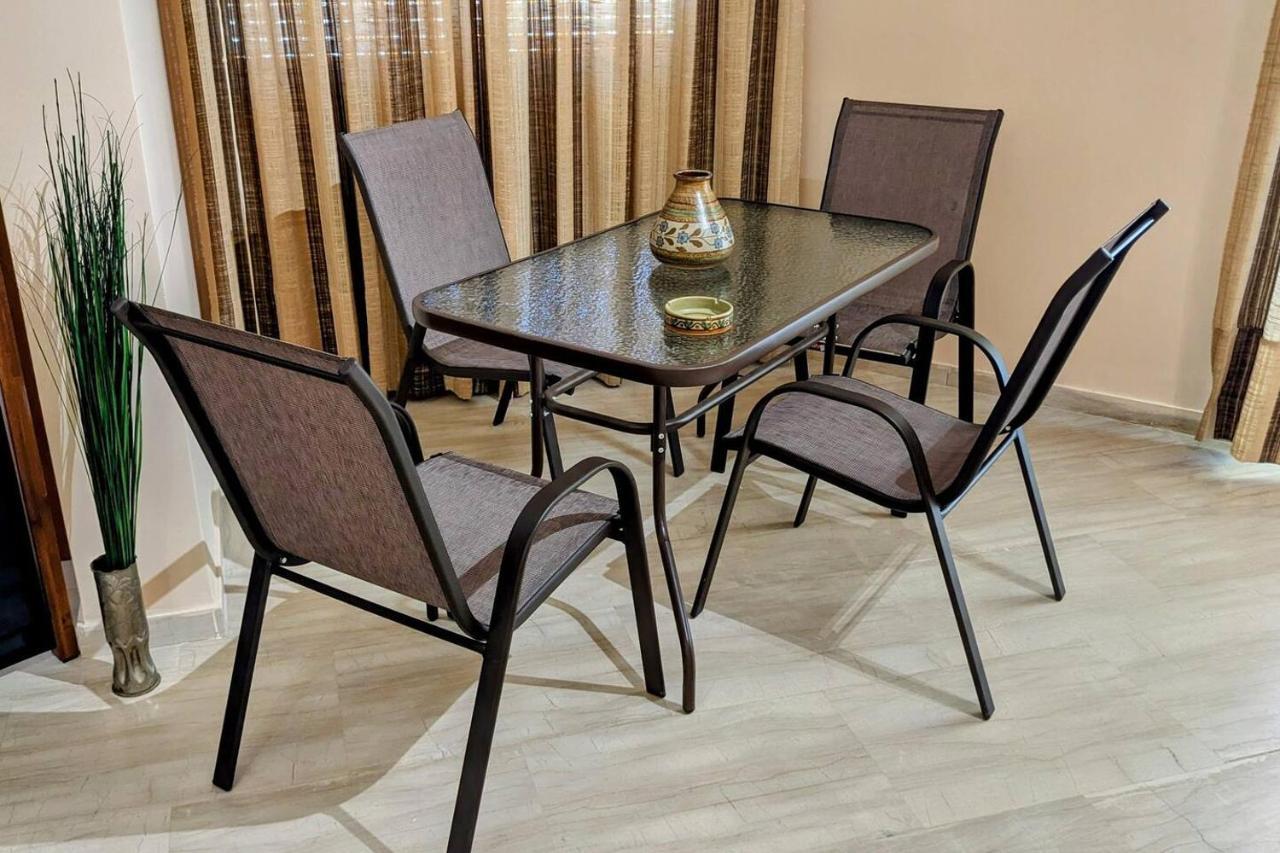 Beachfront Apartment Неа-Муданія Екстер'єр фото