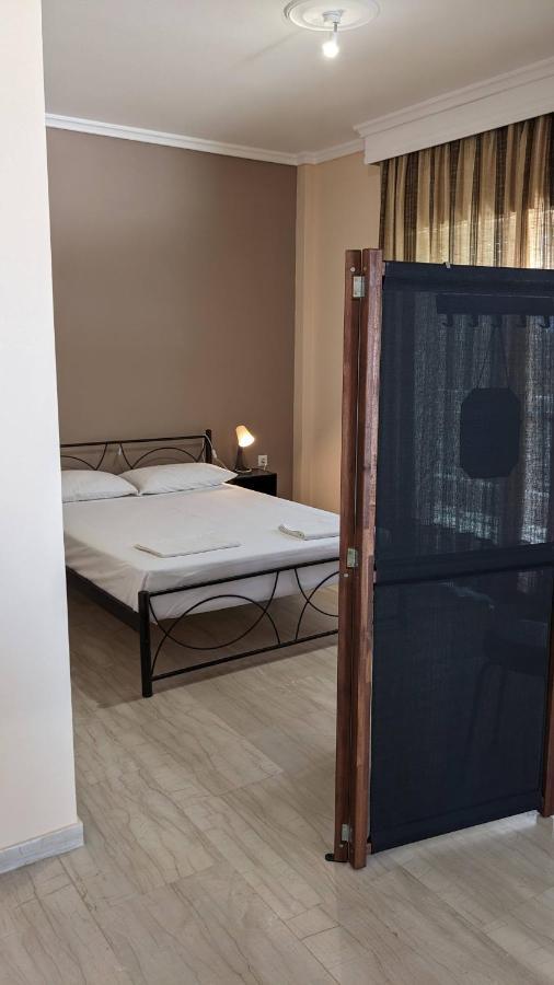 Beachfront Apartment Неа-Муданія Екстер'єр фото